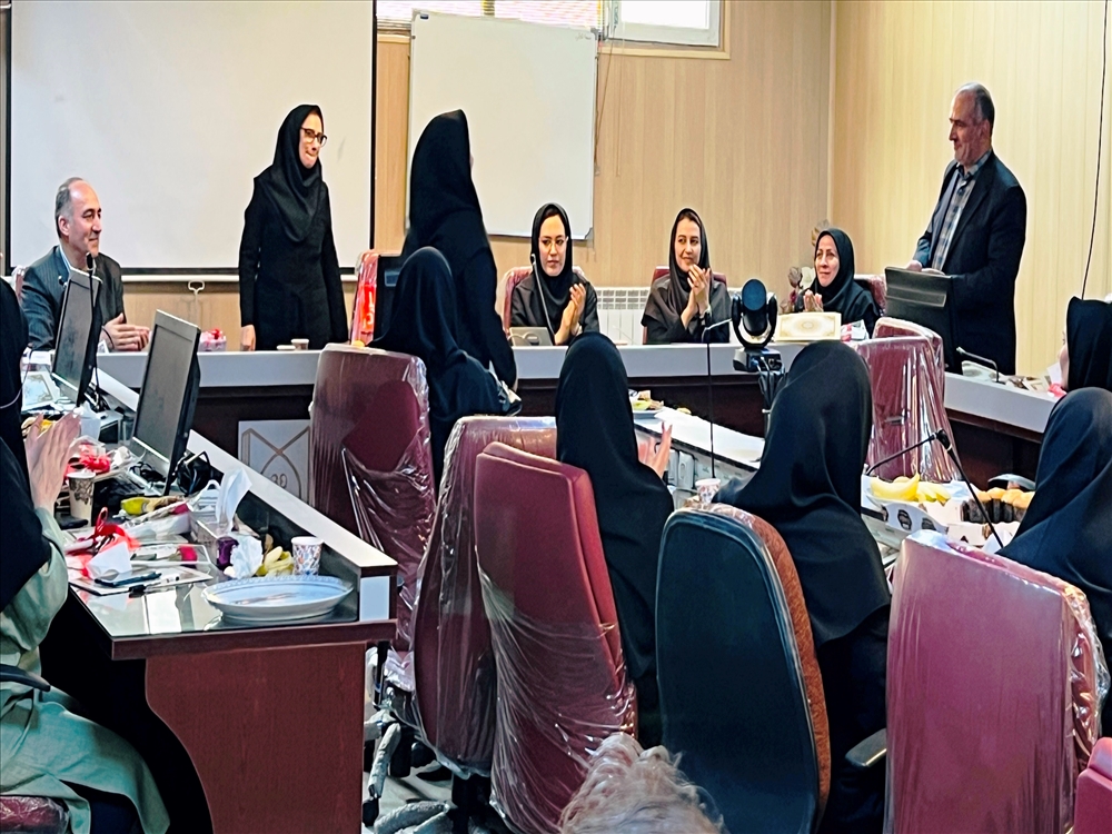 بزرگداشت روز معلم و تودیع و معارفه معاونین آموزشی 