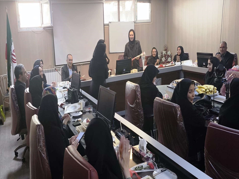 بزرگداشت روز معلم و تودیع و معارفه معاونین آموزشی 