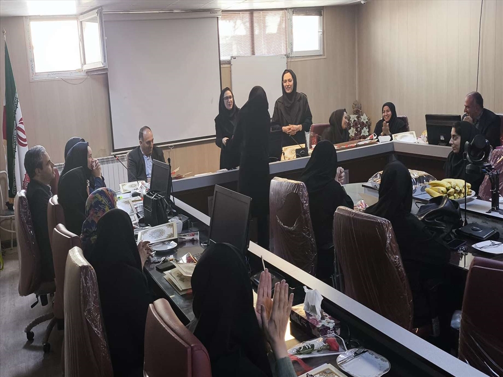 بزرگداشت روز معلم و تودیع و معارفه معاونین آموزشی 