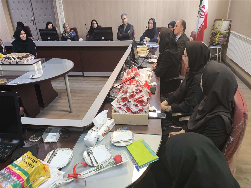 بزرگداشت روز معلم و تودیع و معارفه معاونین آموزشی 