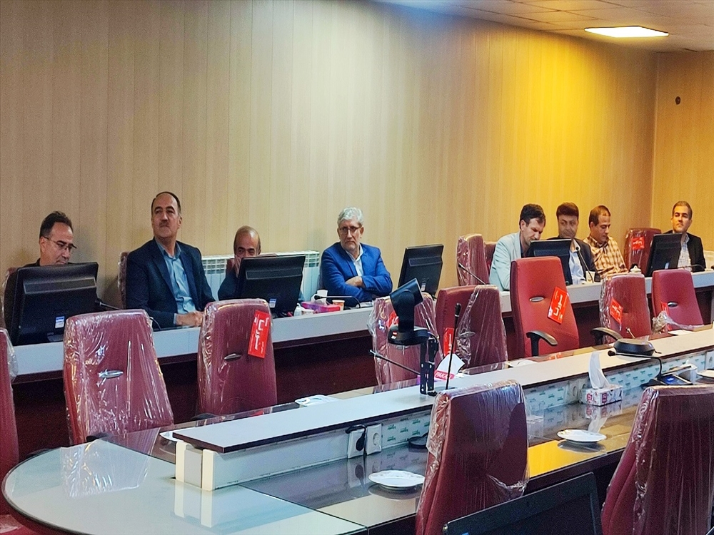 جلسه هم اندیشی سرمایه گذاری برای تولید. اردیبهشت 1404