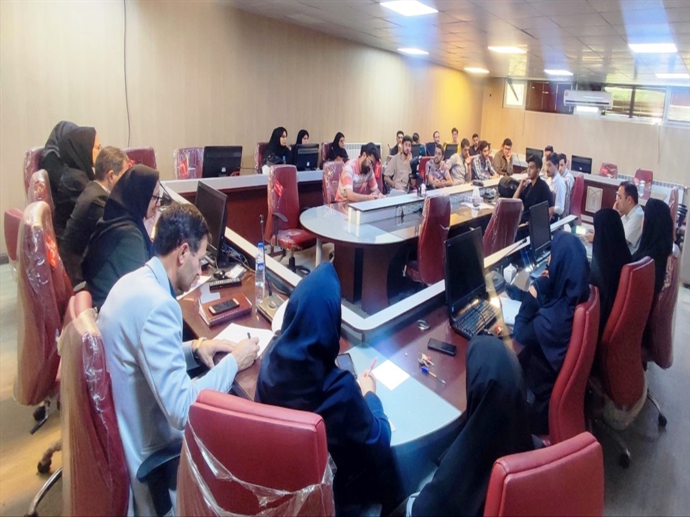 نشست تعاملی نمایندگان دانشجویان با مسئولین دانشکده