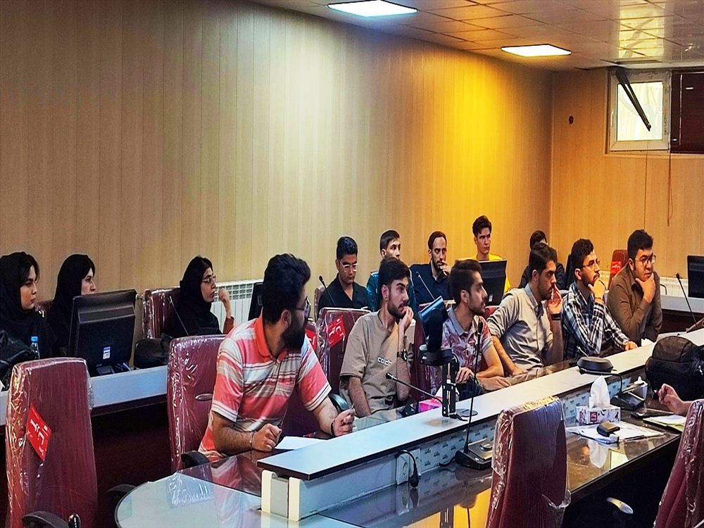 نشست تعاملی نمایندگان دانشجویان با مسئولین دانشکده